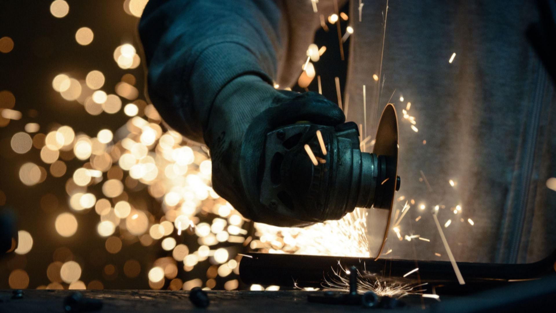 La industria, el sector que más trabajo genera, es el que menos ha crecido en Perú en la última década