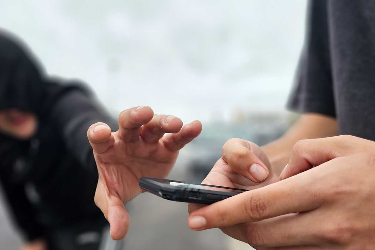 Huancayo: Dictan cinco meses de prisión preventiva a joven por intentar robar celular a menor