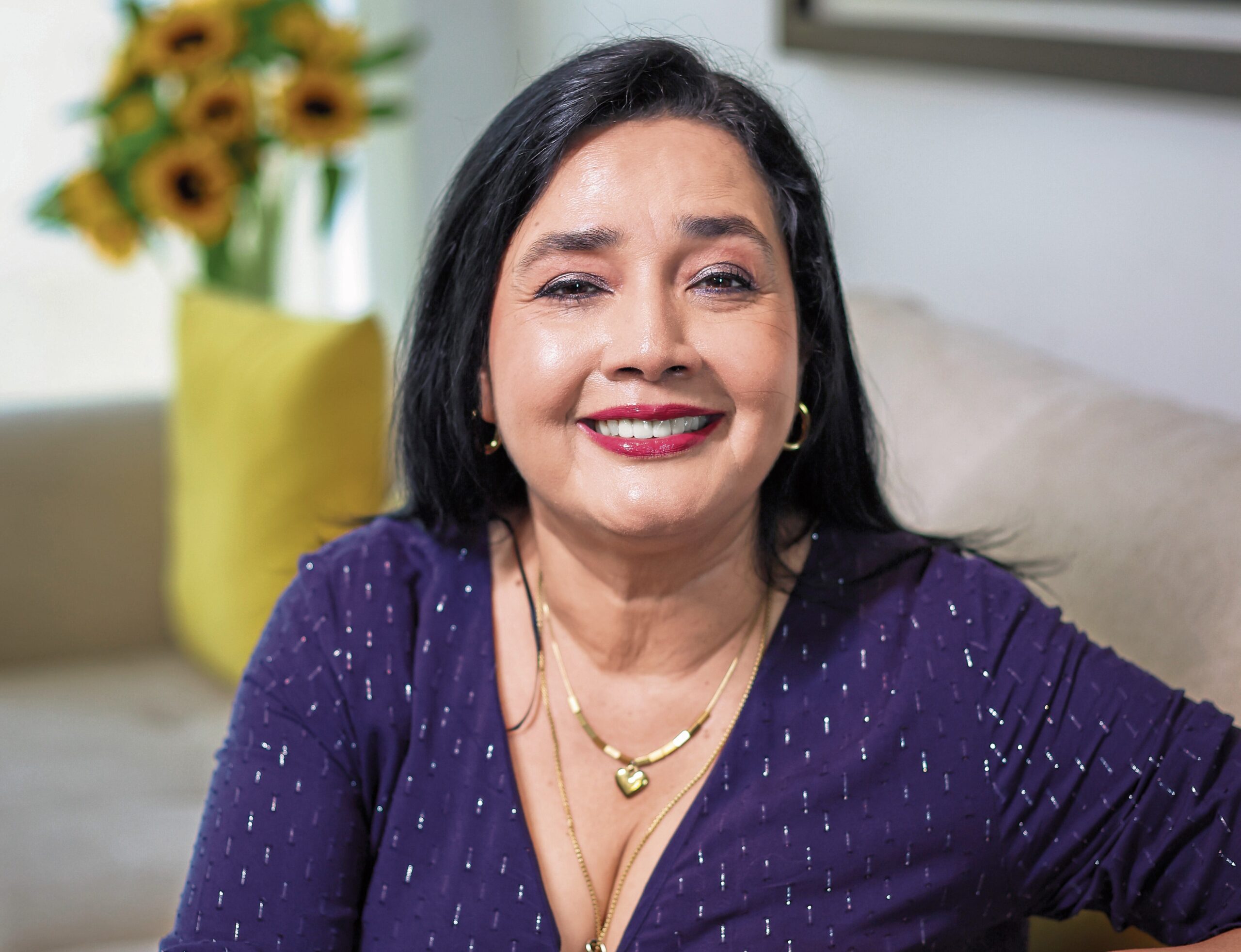 Gisella Vega, escritora peruana: “La poesía es atreverse a ser uno mismo” (Entrevista)