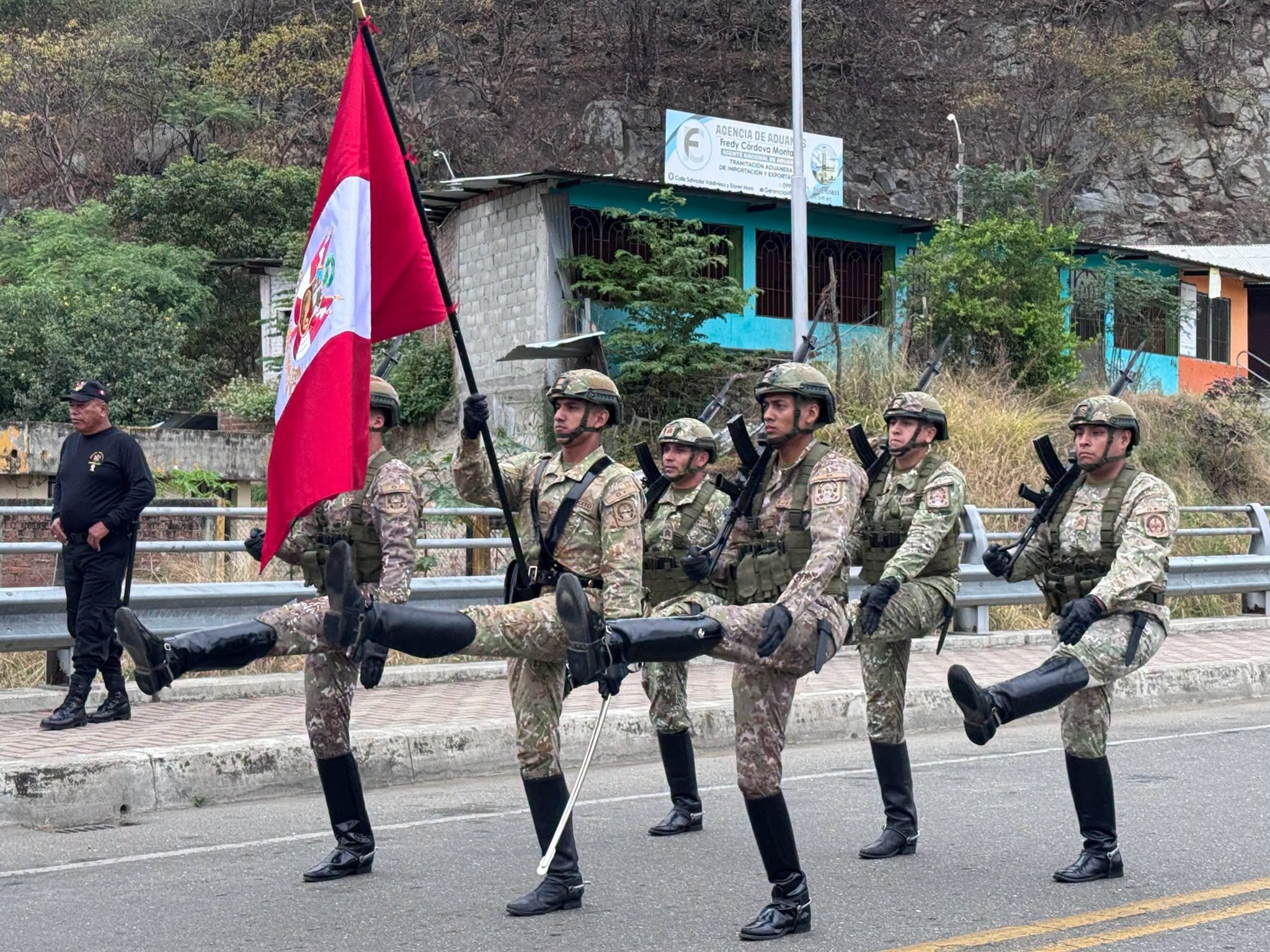 Piura: Perú y Ecuador rindieron homenaje a las Fiestas Patrias